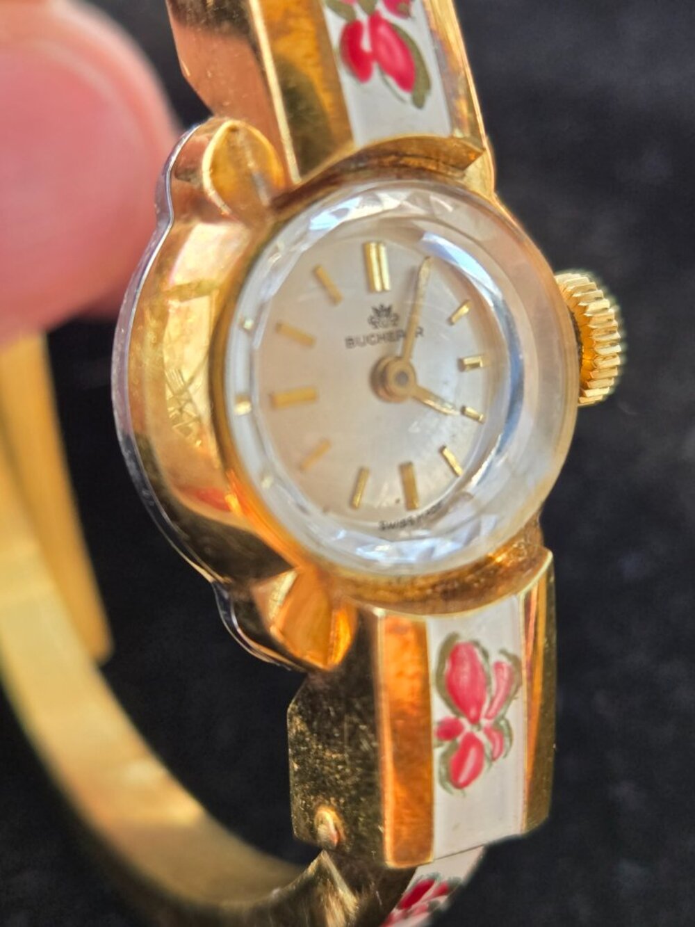 Vintage White and Floral Enamel Hinged Bucherer Watch - Picture 3 of 10